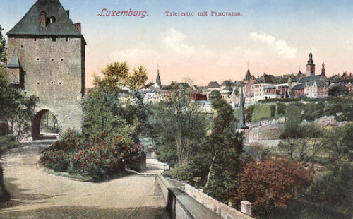 Luxemburg - Trierertor mit Panorama