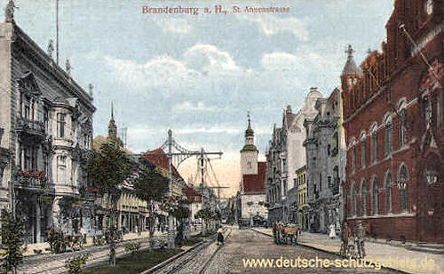 Brandenburg a. H., St. Annenstraße