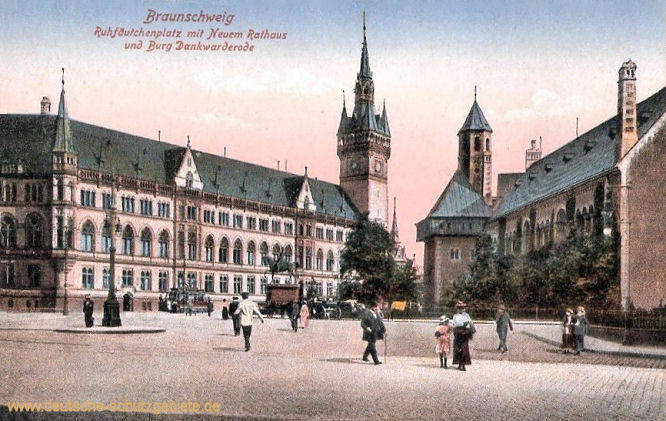 Braunschweig, Ruhfäutchenplatz mit Neuem Rathaus und Burg Dankwarderode