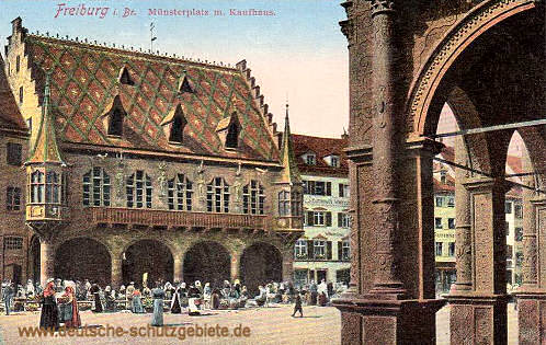 Freiburg i. B., Münsterplatz mit Kaufhaus