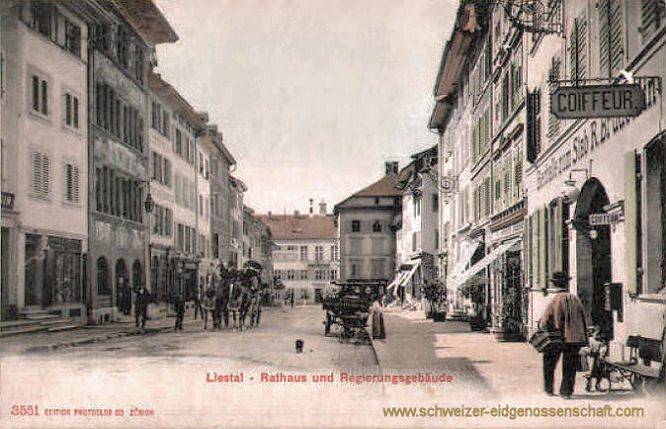 Liestal, Rathaus und Regierungsgebäude