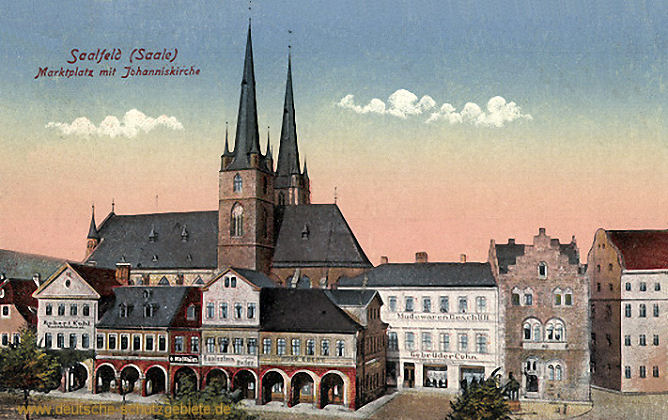 Saalfeld a. d. Saale, Marktplatz mit Johanniskirche