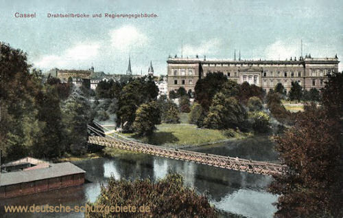 Kassel, Drahtseilbrücke und Regierungsgebäude