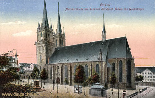 Kassel, Martinskirche mit Denkmal Landgraf Philipp des Großmütigen