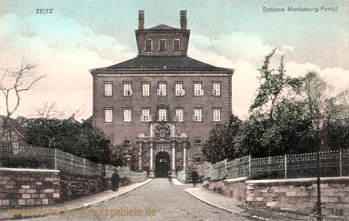 Zeitz, Schloss Moritzburg, Portal