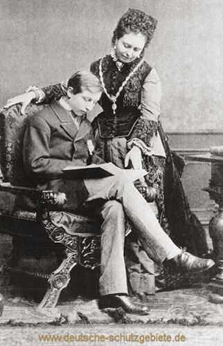 Kronprinzessin Victoria mit ihrem Sohn Wilhelm