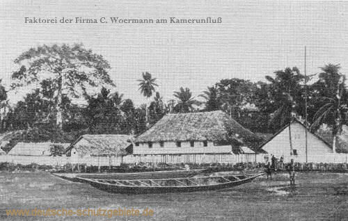 Faktorei der Firma C. Woermann am Kamerunfluss. Schauplatz der Verhandlungen, die zur Erwerbung Kameruns führten.