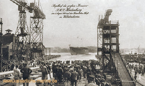 Stapellauf des neuen Kreuzers "Hindenburg" auf der Kaiserlichen Werft in Wilhelmshaven