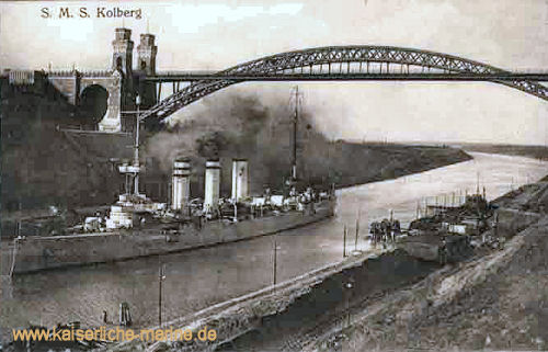S.M.S. Kolberg unter der Grünthaler Hochbrücke