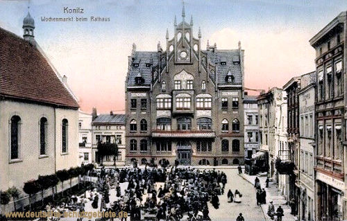 Konitz, Wochenmarkt beim Rathaus